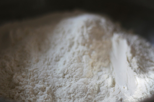 酸奶麻花制作方法，酸奶麻花制作方法窍门（自制酸奶大麻花）