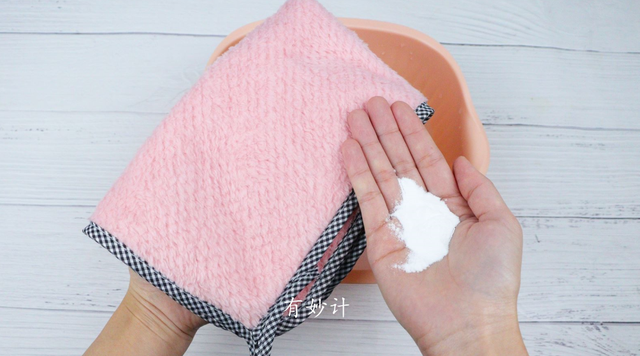 洗毛巾小窍门小苏打洗洁精，清洗毛巾的小窍门小苏打（不论毛巾多黄多油）