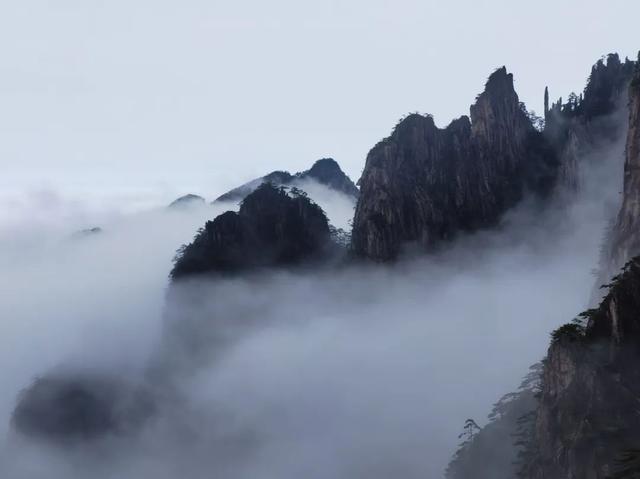 黄山云海奇观美景，黄山又现云海奇观 宛若仙境