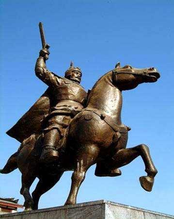 楚国第五代君主，楚国800年历史上有43位国君