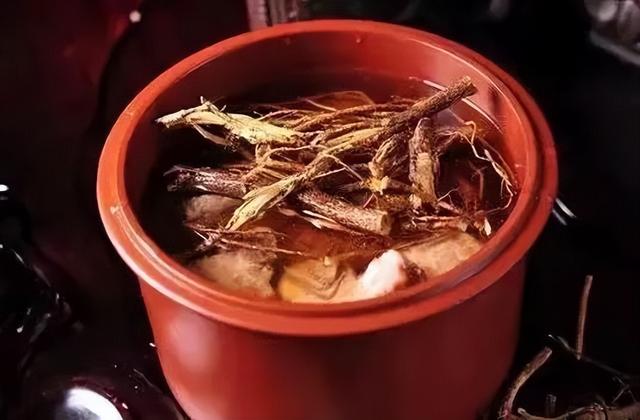 祛湿健脾汤配方，推荐健脾祛湿、宁心安神汤方