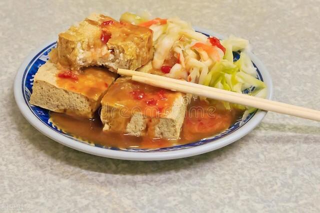 世界十大垃圾食品，全球公认10大垃圾食品（十种受人欢迎的垃圾食品）