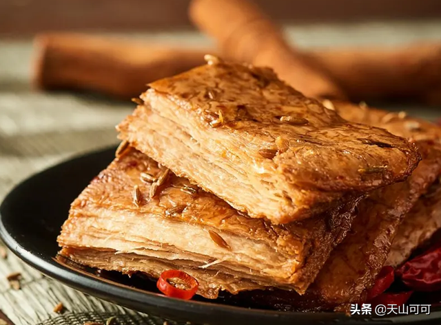 藕粉热量高吗适合减肥吃吗，藕粉热量高吗（5款“轻热量”零食）