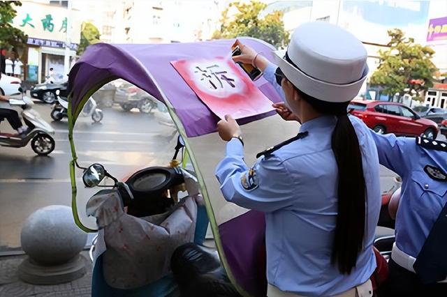 怎样学骑电瓶车，怎样学骑电瓶车快（骑行电动自行车并不要驾照）