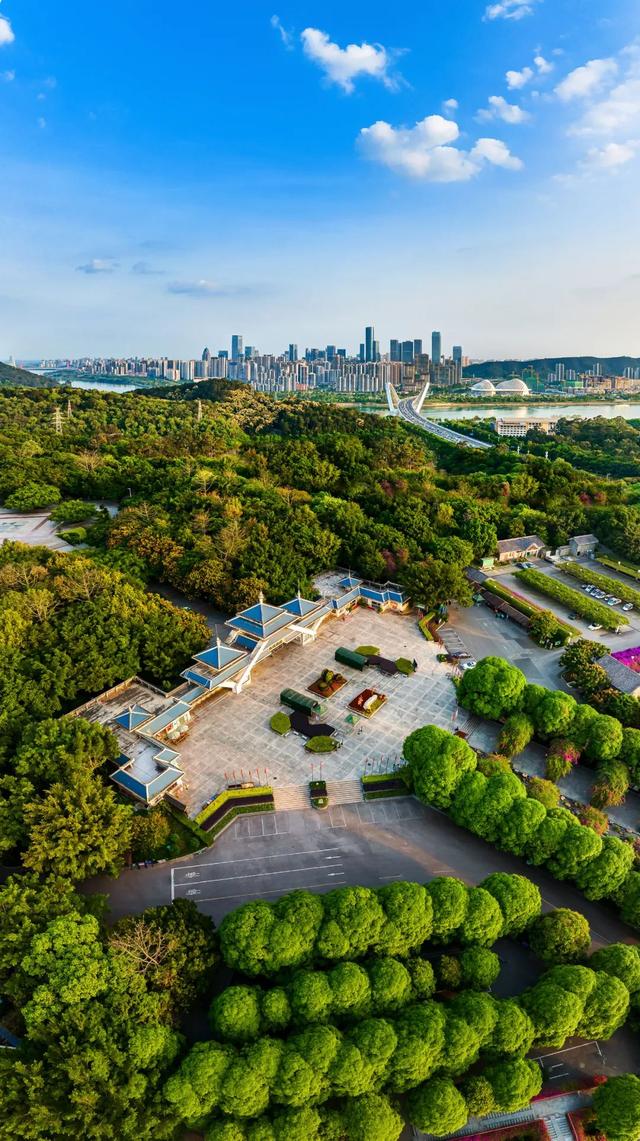 广西有哪些景点值得去，广西有哪些景点值得去看（快把广西这些游玩不累、老少皆宜的山湖美景安排上~）