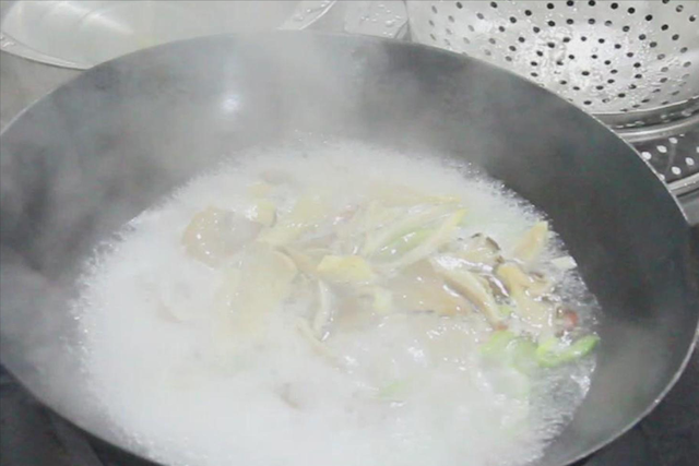 黄瓜太多了吃不完怎么办，有很多黄瓜吃不完,怎么处理好（建议大家：少吃绿豆和黄瓜）