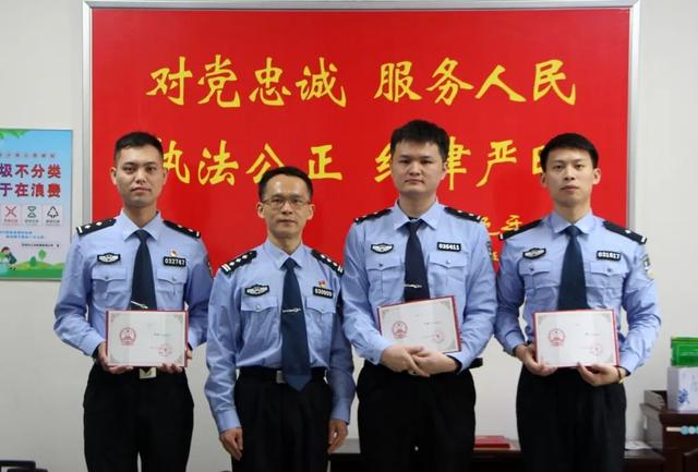 匡扶正义　除暴安良，除暴安良不畏艰险（展青春风采·建“心和”警营——董家段公安开展青年民警座谈会）