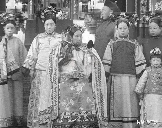 慈禧是谁的皇后，慈禧太后是谁（慈禧太后为什么多次恶整自己唯一的妹妹）