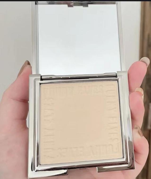 适合油皮用的定妆粉饼测评，油皮必看定妆补妆粉饼测评合集