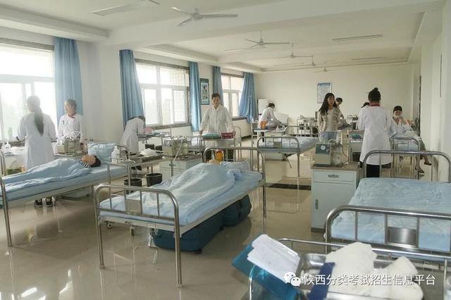 西安市所有五年制大专详细点，西安五年制大专有哪些（走进“省级示范院校”—西安医学高等专科学校）