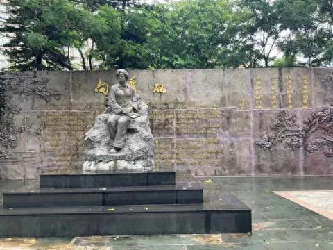 三下乡 | 红色足迹：致敬巾帼英雄，传承红色精神