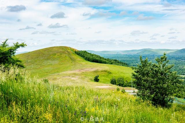 呼伦贝尔在哪里，呼伦贝尔在哪里个城市（中国边境有个呼伦贝尔市）