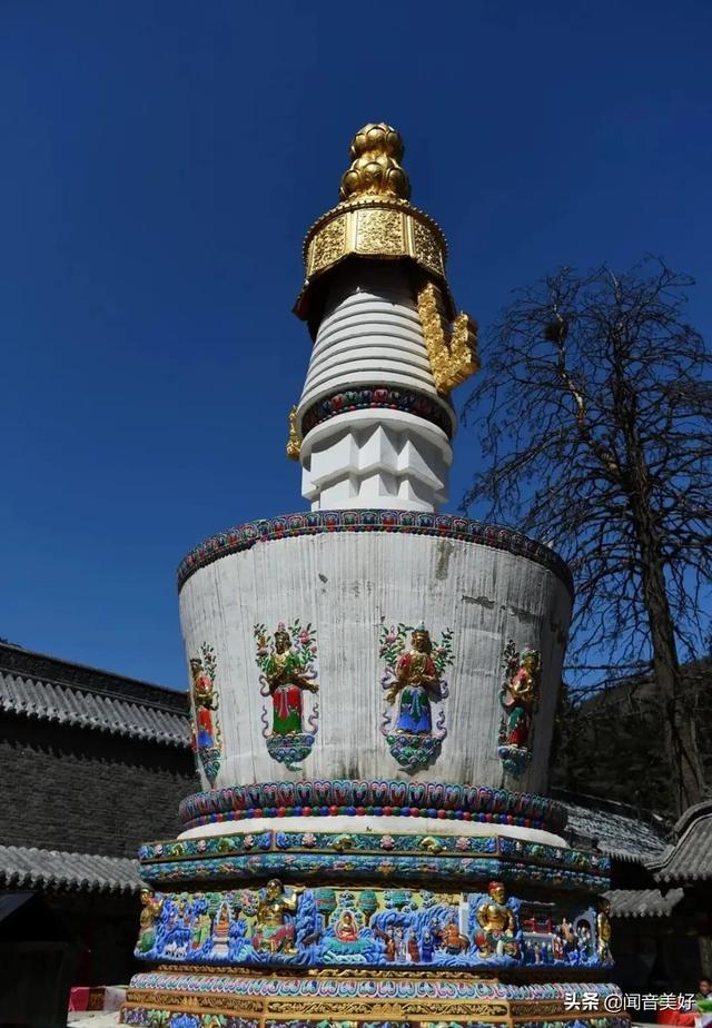 文殊菩萨生日哪一天，文殊菩萨保佑什么（大智文殊师利菩萨生日）