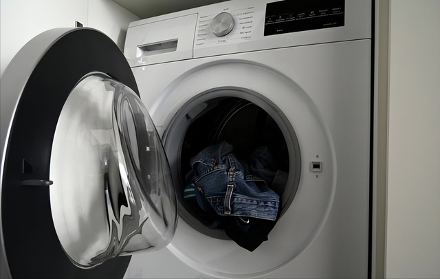 滚筒洗衣机自清洁需要放什么，海尔滚筒洗衣机自清洁需要放什么（滚筒洗衣机自洁怎么用）