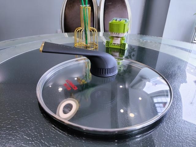 康巴赫炒锅怎么样，德国康巴赫炒锅怎么样（康巴赫第五代抗菌煎锅真的不粘锅）