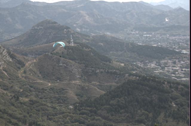 山顶花海、滑翔伞基地、山体公园，假日值得一去的兴隆山