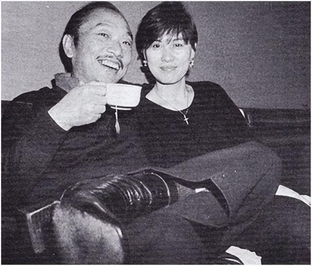 西门大妈和焦恩俊，焦恩俊为什么和西门大妈拍戏（50岁大妈和小鲜肉演亲密戏）