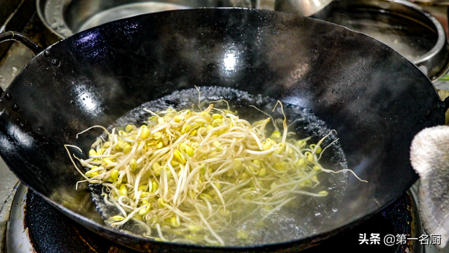 春天适合吃什么，春季适合吃什么食物养生（也要多吃这六种时令菜）