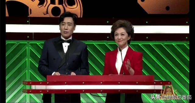 一打扮就惊艳的女生，什么人是一打扮起来就很惊艳的（热依扎黑寡妇造型揽大奖）