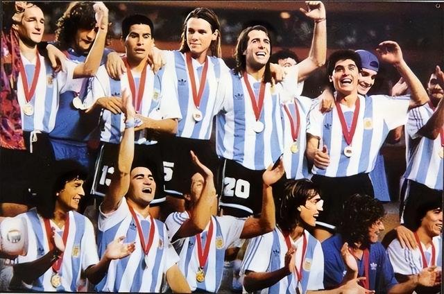 风之子卡吉尼亚，足坛十大美男（你可还记得，风之子—卡尼吉亚）