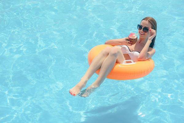 冬泳有什么好处，哪些人不适合冬泳（或能收获这8个好处）