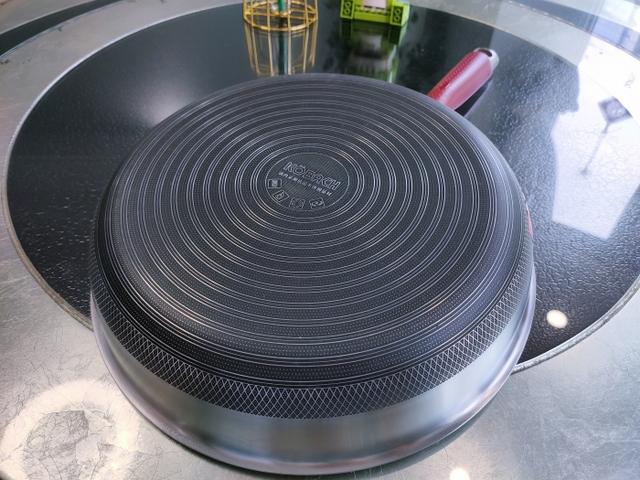 康巴赫炒锅怎么样，德国康巴赫炒锅怎么样（康巴赫第五代抗菌煎锅真的不粘锅）