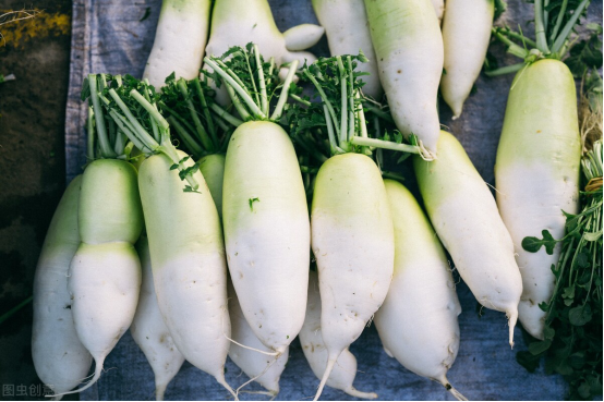 怎么炖羊肉好吃，怎样做羊肉好吃（4种香料让羊肉不腥不膻）