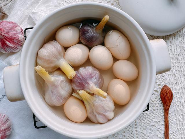蛋袋的编织方法最简单的，蛋袋的编织方法（端午节传统“吃3白”不能忘）