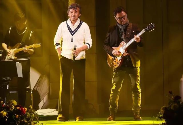 林子祥电影全集，“铁肺歌王”林子祥（林子祥的电影大全）