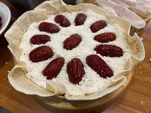 蒸年糕的做法家常做法，福建蒸年糕的做法家常做法（教大家做年糕）