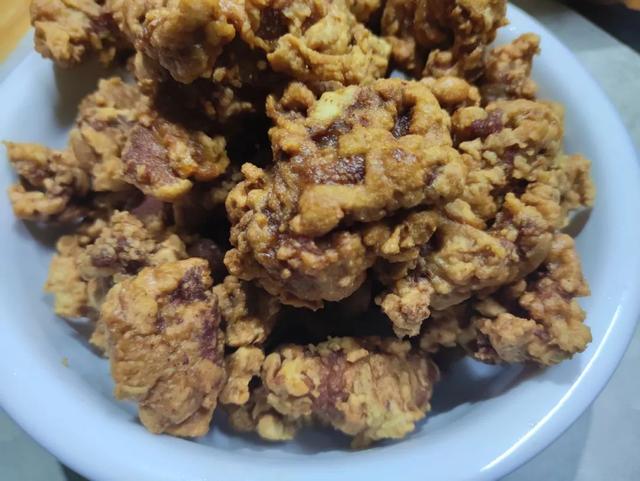 糯米粉和淀粉一样吗，淀粉和糯米粉一样吗（糯米粉用途还傻傻分不清）