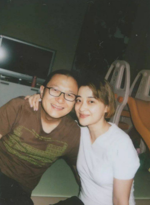 梅婷鄢颇有孩子吗，9岁女儿继承其美貌