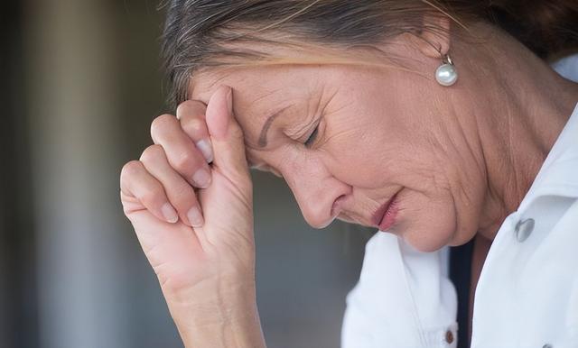 女人免疫力低吃什么补得快,女性免疫力低吃什么补品(免疫力低,脾气