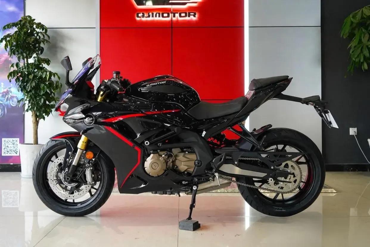 中赛摩托车品牌有哪些,中高赛摩托车(QJMOTOR赛600) 中赛摩托车品牌有哪些,中高赛摩托车(QJMOTOR赛600)