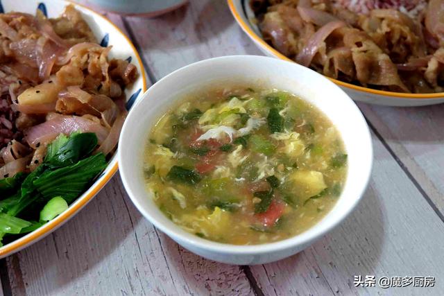 青菜牛肉的做法，青菜烧牛肉的做法家常（一斤牛肉片做两盘牛肉饭）