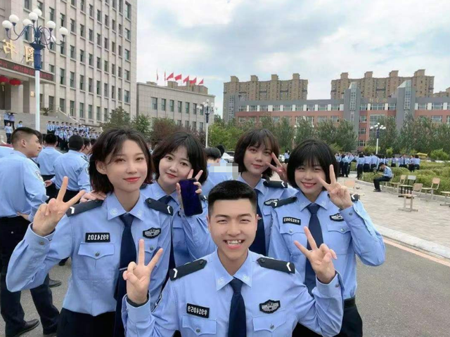 怎样才能当警察，怎么当警察（3类学生“入警”难）
