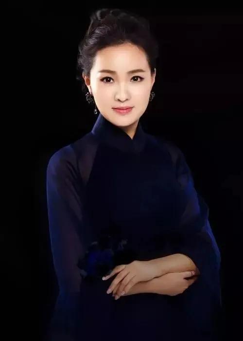 中国著名男歌唱家30人,中国男老歌唱家名单(雷佳张英席张也褚海辰) 中国著名男歌唱家30人,中国男老歌唱家名单(雷佳张英席张也褚海辰)