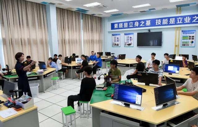 考不上普高就上民办高中，考不上普高就上民办高中吗（中考成绩不够上普高咋办）