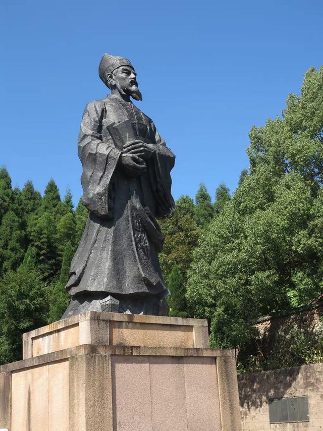 戎马一生是什么意思，戎马一生的意思是什么（以及百姓对他们的认可）