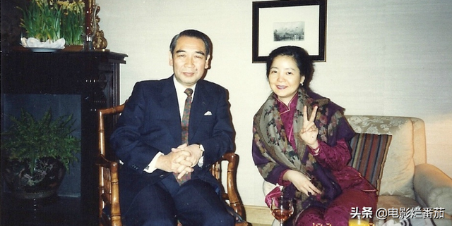 邓丽君简介个人简历，邓丽君简介（是华语乐坛献给世界“最珍贵的礼物”）