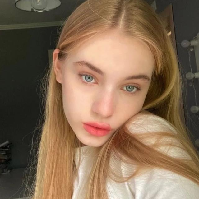 本文关键词:国外小女孩可爱萌头像,外国小孩萌头像女生可爱图片,外国