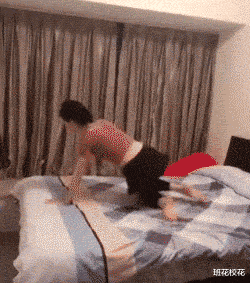 瑜伽裤爬山到底什么梗，爬山穿瑜伽裤是什么梗（不要穿瑜伽裤和男朋友去爬山）