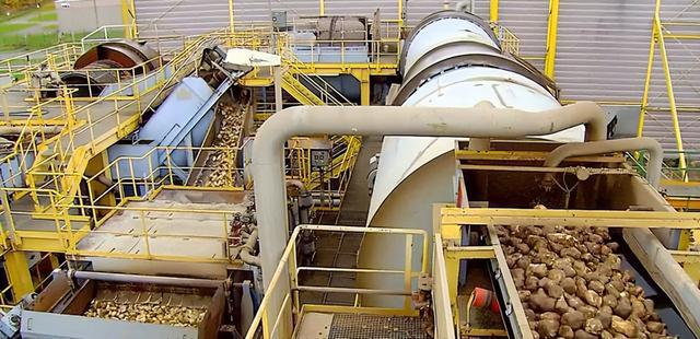 碳化糖和白砂糖有什么区别，碳化糖与白糖的区别（白糖加入工业酸）