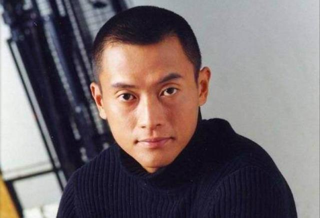 颜值天花板是什么意思，颜值天花板怎么回复（什么叫仪表堂堂、风流倜傥）