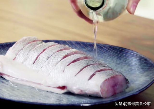 孔雀开屏鱼的做法是什么，好看又好吃的孔雀开屏鱼