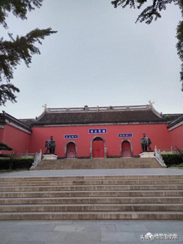 票价即将翻倍！涨价后的栖霞山还有免费玩的办法吗？