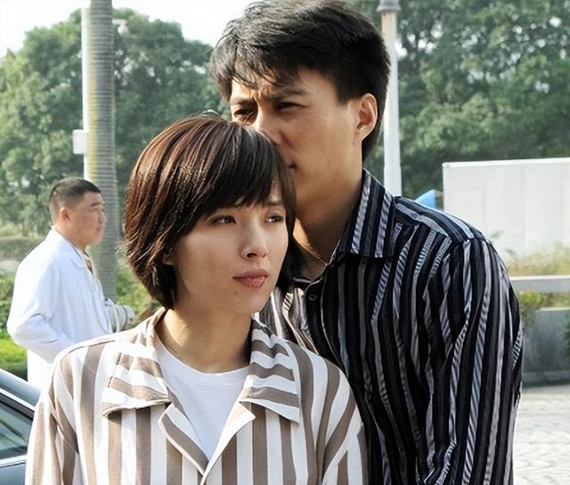靳东个人资料和身高，结了婚就要对妻子负责到底