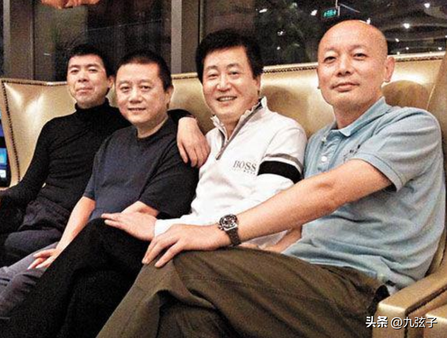 冯小刚为什么叫冯裤子，为啥管冯小刚叫冯裤子（冯小刚还是当初的“冯裤子”）