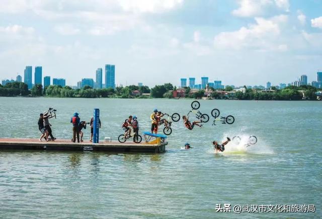 武汉东湖有哪些好玩的地方，武汉东湖玩的地方好玩（本周末，跳东湖）