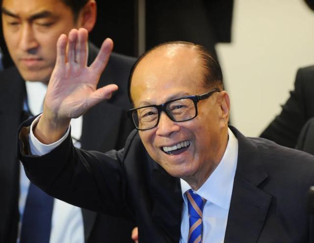 20万能到越南开工厂吗，去越南叫越南鸡多少钱一次（越南会成为世界工厂吗）